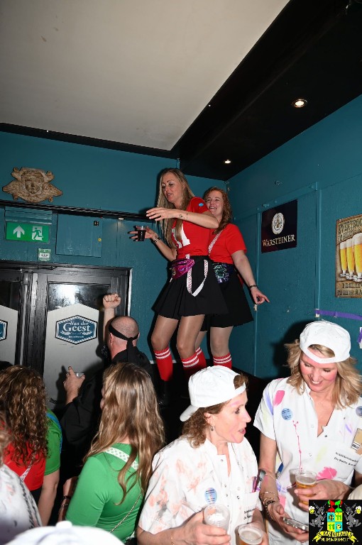 ../Images/Kroegentocht 2025 237.jpg